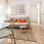 Charming 3-bedroom Flat In The Heart Of Les Corts Lejlighed *